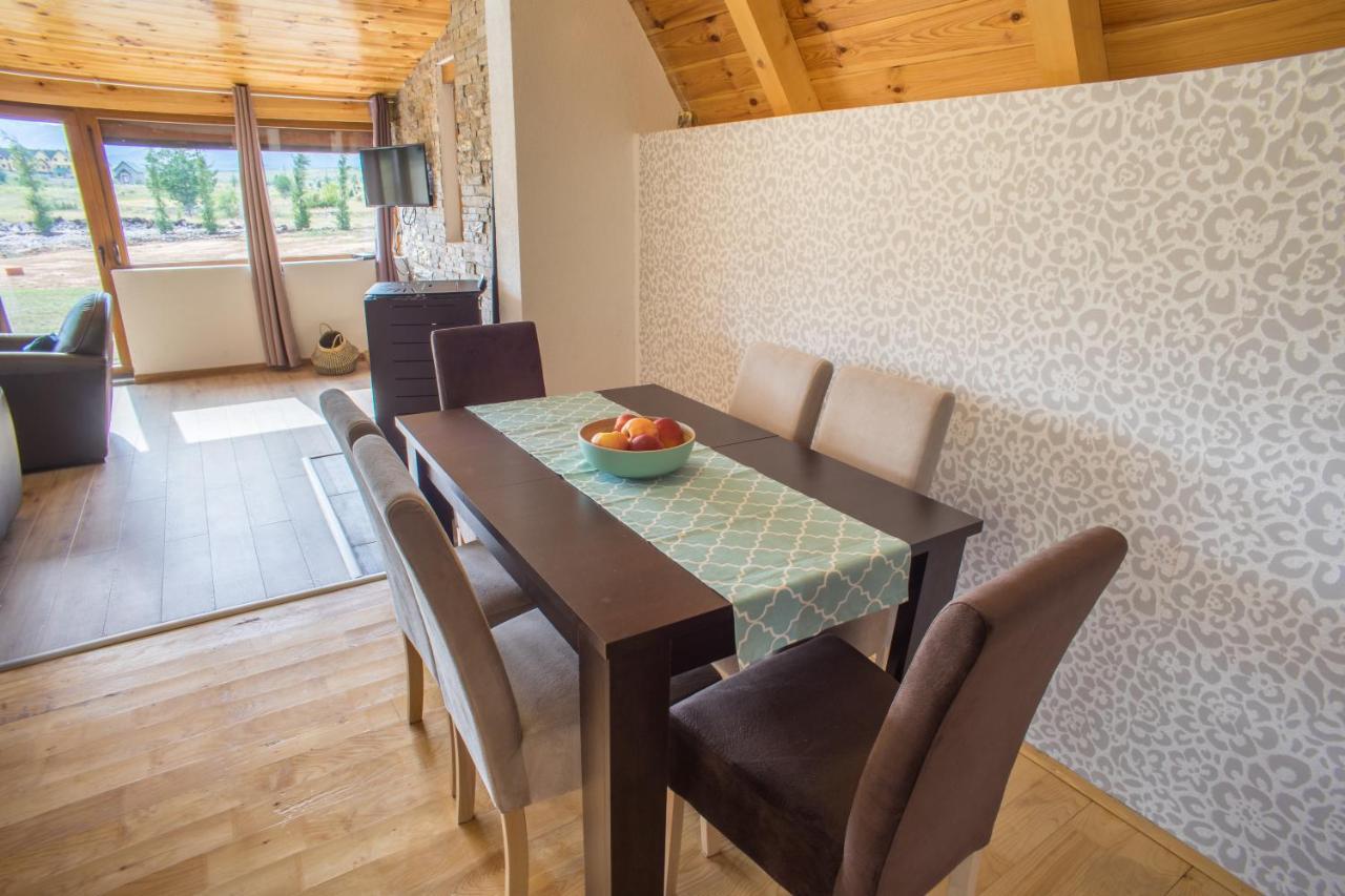 Holiday Home Mountain Sight Zabljak  Ngoại thất bức ảnh